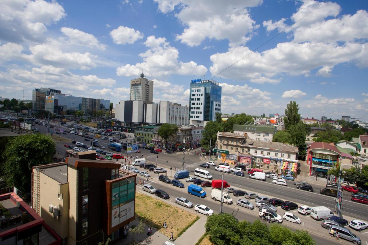 Apartament Curat Si Confortabil Str. Ismail 86 In Centrul Chisinaului Apartment Exterior photo